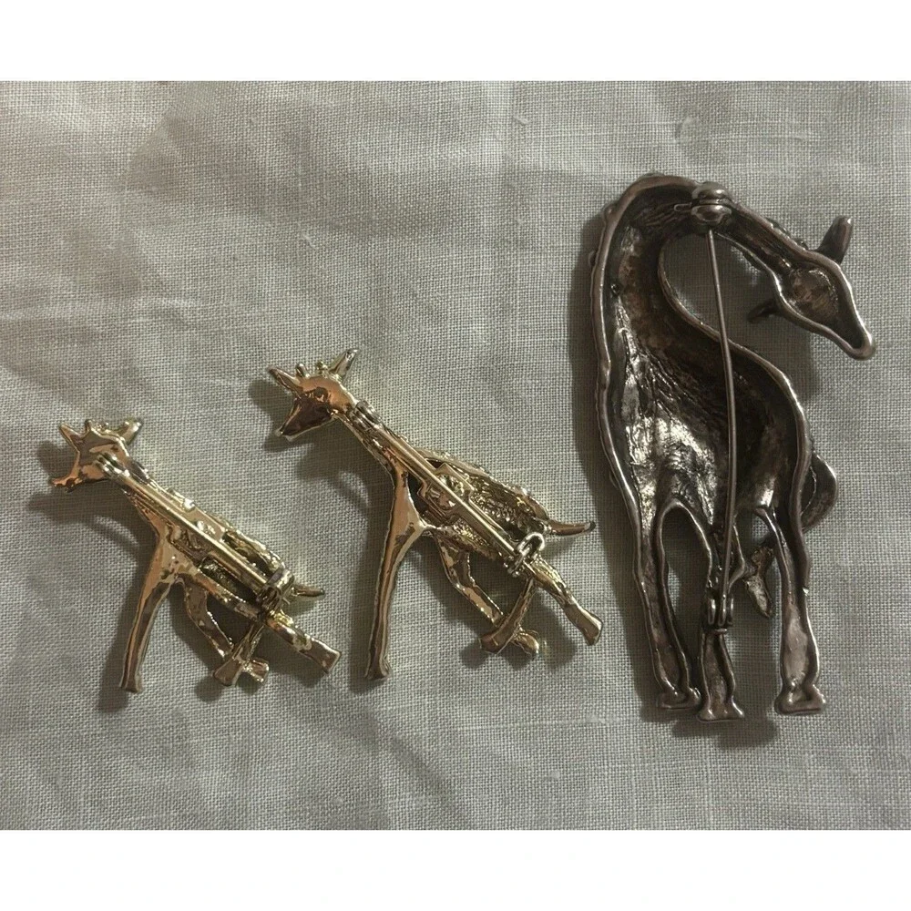 Vintage Giraffe Brooch Lot Gold Tone Pair + Large Silver Animal Safari Jewelry